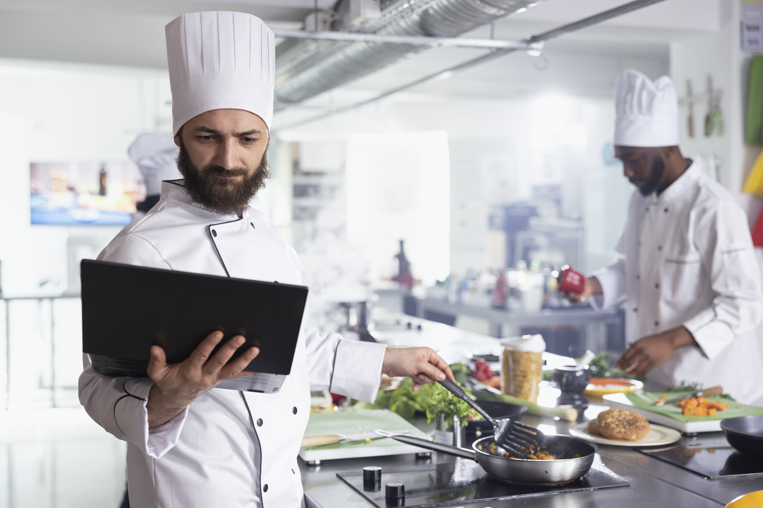 Single Brand vs Multi-Brand Cloud Kitchen Equipment Differences Explained 